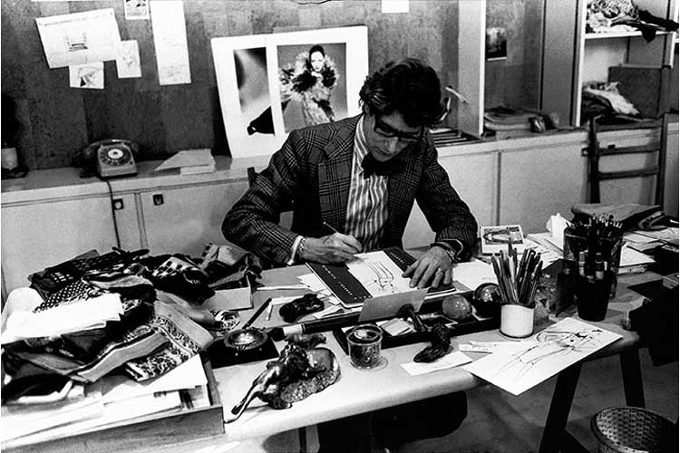 Latelier di Yves Saint Laurent diventa un museo18ott17 1