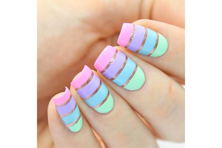 Nail art on the beach 24lug18 5